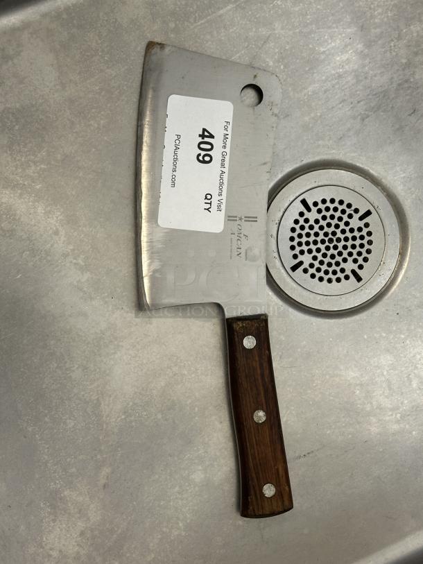 7" Curved Cleaver with Walnut Handle - Image 1 of 1
