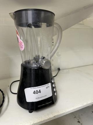 Hamilton Beach Mixer
powers on