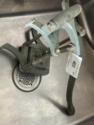 Thunder group Food Prep 3/8" French Fry Cutter / Potato Cutter