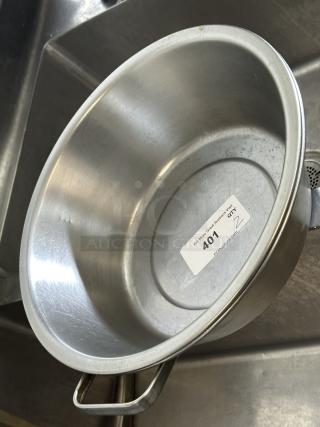 Heavy-Duty Stainless-Steel Mixing Bowl
2xBid