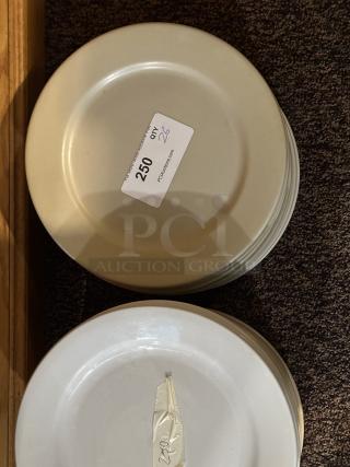 12" Round Bright White Stoneware Plates 
40xBid