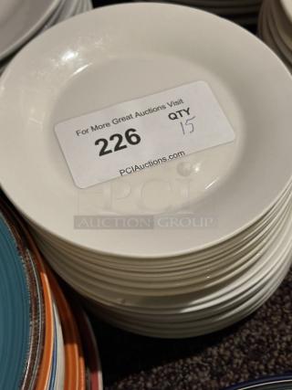 7 1/8" Bright White Wide Rim Rolled Edge Stoneware Plate
15xBid