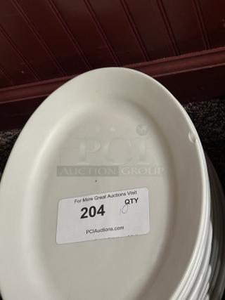 12 1/2" x 8 7/8" Ivory (American White) Wide Rim Rolled Edge Oval Stoneware Platter
10xBid