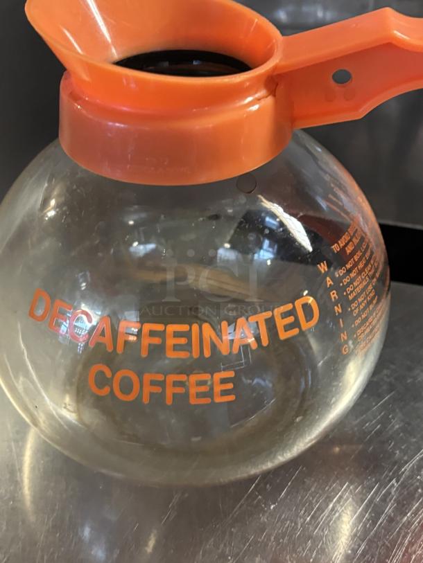Lot of 2 Coffee Pots, Glass, 1 Regular 1 Decaf - Image 3 of 3