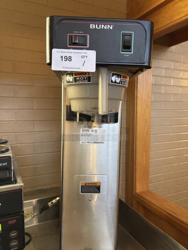 BUNN Iced Tea Maker, Model TB3Q, 3 Gallon, 120 Volts, 1680W, 29inAlmost New Condition
Goes Great with items #187 & 190 - Image 2 of 5