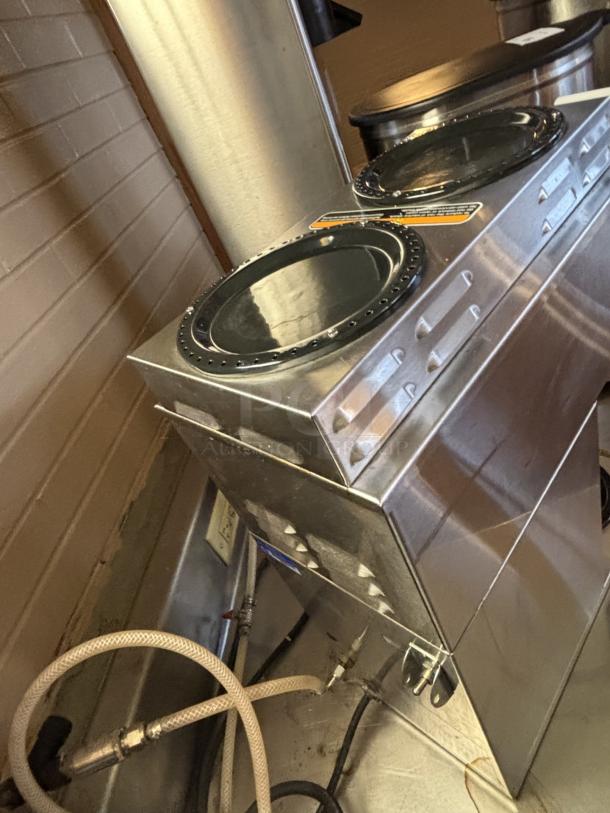 BUNN Automatic Coffee Brewer, Excellent Condition, Model# CWTF-DV-1L/2U SF - Image 3 of 4