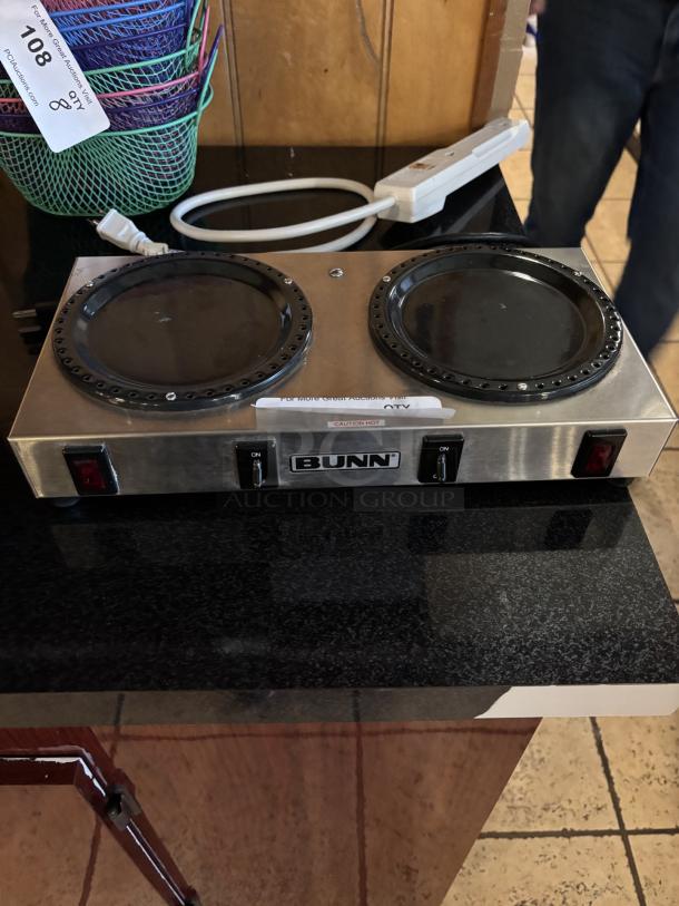 BUNN Coffee Warmer, 2 Warmers,  Model # WX2, 120Vm 200W, includes 6 plug extension cord - Image 2 of 4