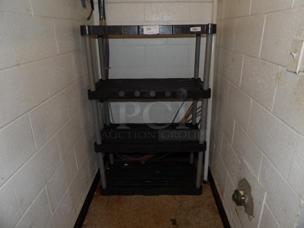 Rubber Maid Shelf - Image 1 of 1