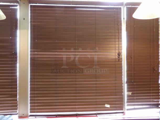 Brown Window Blinds 21x66, great condition, working as should - Image 2 of 2