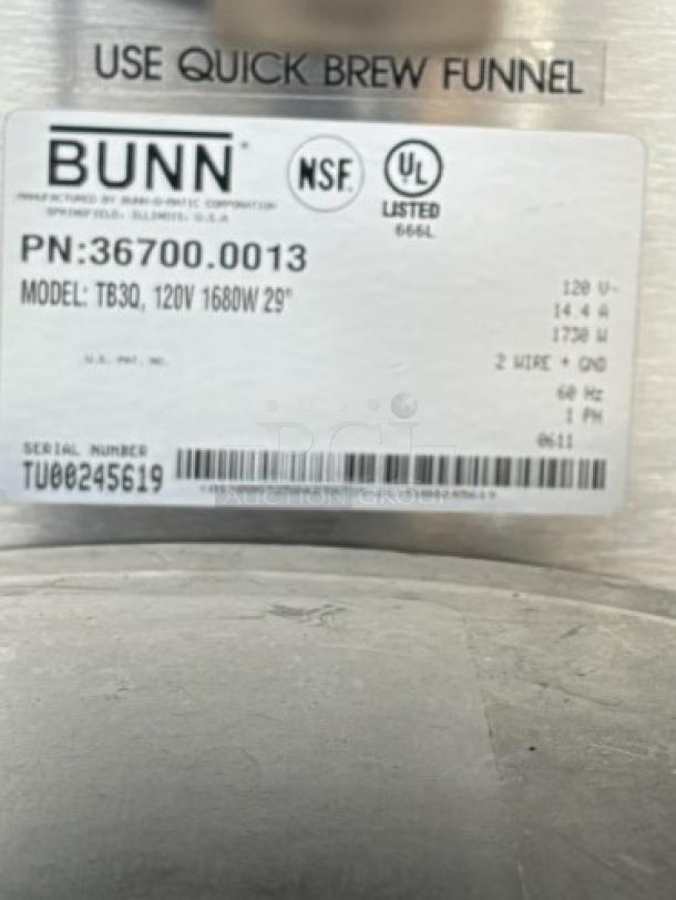 BUNN Iced Tea Maker, Model TB3Q, 3 Gallon, 120 Volts, 1680W, 29inAlmost New Condition
Goes Great with items #187 & 190 - Image 5 of 5