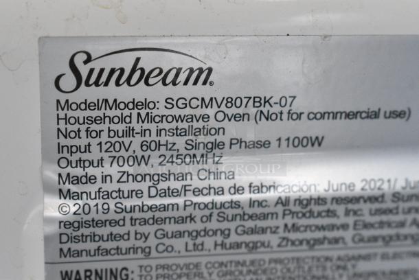 Sunbeam Metal Countertop Microwave Oven w/ Plate 120 Volts, 1 Phase. - Image 6 of 7
