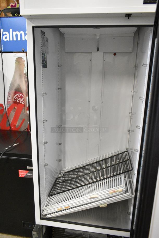 2021 True TSCI-600R-G-PH Metal Commercial Single Door Reach In Cooler Merchandiser w/ Poly Coated Racks. 115 Volts, 1 Phase. Tested and Powers On But Does Not Get Cold - Image 4 of 5