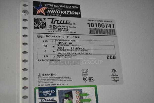 2021 True TSCI-600R-G-PH Metal Commercial Single Door Reach In Cooler Merchandiser w/ Poly Coated Racks. 115 Volts, 1 Phase. Tested and Powers On But Does Not Get Cold - Image 5 of 5