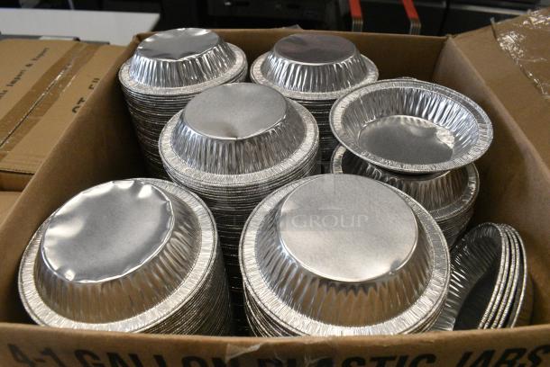 2 Boxes of Aluminum Pans. 2 Times Your Bid! - Image 1 of 4