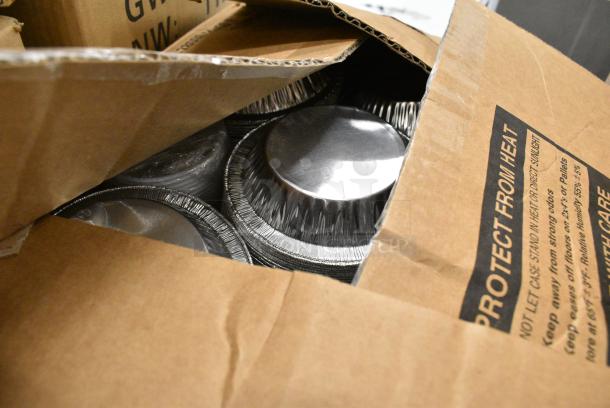 2 Boxes of Aluminum Pans. 2 Times Your Bid! - Image 4 of 4