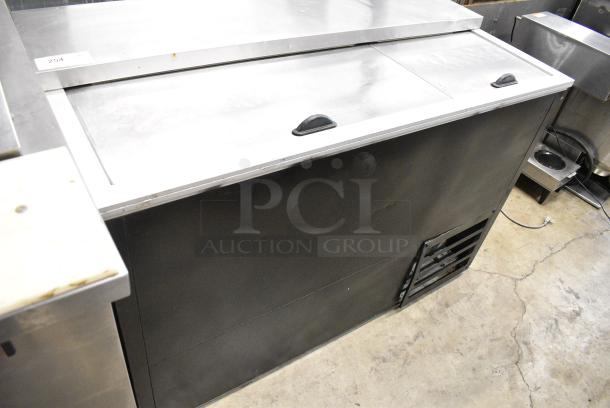 Fogel Froster-B-50-US Stainless Steel Commercial Back Bar Bottle Cooler w/ 2 Sliding Lids. 115 Volts, 1 Phase. Tested and Working! - Image 2 of 7