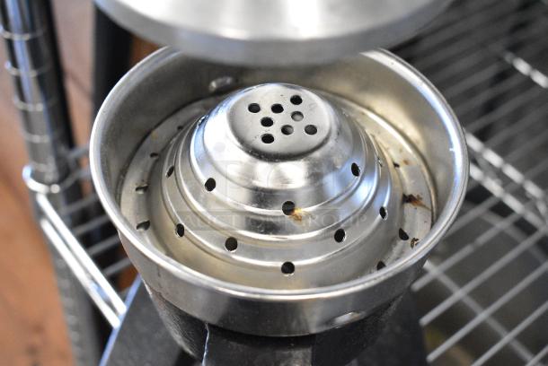Wintech Metal Countertop Manual Citrus Juicer. - Image 3 of 5