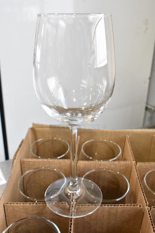 BRAND NEW SCRATCH AND DENT! Box of 9 Acopa 5535316 Select Flora 16 oz. Customizable Wine Glass - 12/Case - Image 1 of 4