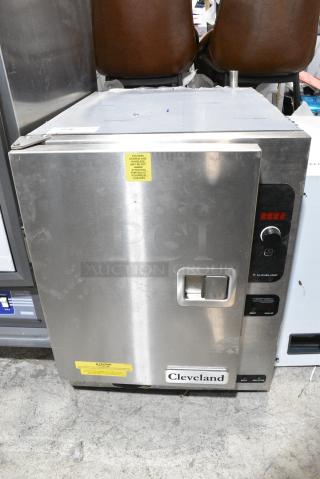 BRAND NEW SCRATCH AND DENT! 2024 Cleveland 22CCT6 SteamChef 6 Pan Electric Countertop Connectionless Convection Steamer. 208/220-240 Volts, 3 Phase.