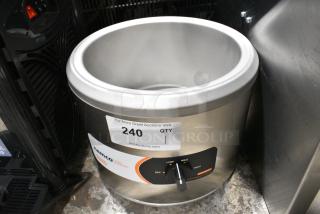 BRAND NEW SCRATCH AND DENT! 2024 Nemco 6103A 11 Qt. Countertop Cooker / Warmer. 120 Volts, 1 Phase. Tested and Working!