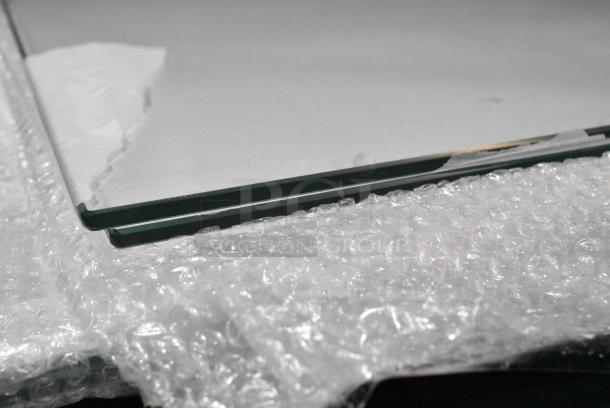 4 BRAND NEW SCRATCH AND DENT! Panes. 4 Times Your Bid! - Image 3 of 4