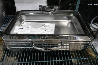 BRAND NEW SCRATCH AND DENT! Acopa Manchester 9 Qt. Full Size Stainless Steel Induction Chafer with Glass Top and Soft Close Lid