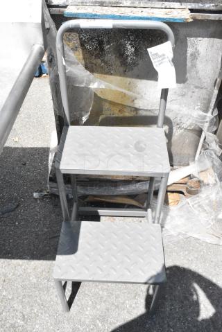 BRAND NEW SCRATCH AND DENT!  Gray Metal 2 Step Ladder