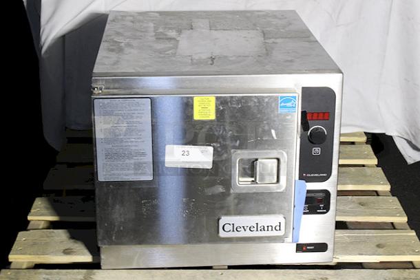 BRAND NEW SCRATCH & DENT! Cleveland 22CET3.1 SteamChef 3 Pan Electric Countertop Steamer - 208V, 1 Phase, 12 kW. Dented on top and sides. S/N: 240423054951 - Image 2 of 7