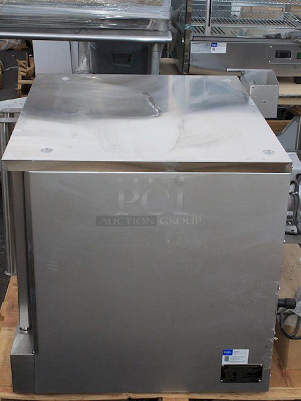 BRAND NEW SCRATCH-N-DENT! MainStreet Equipment CG1-N Single Deck Full Size Natural Gas Convection Oven with Legs - 54,000 BTU	120 Volts	5.9 Amps. Serial No.: 0124CG1N042. - Image 3 of 7