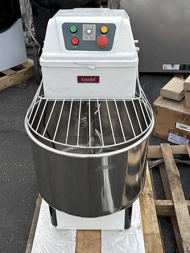 BRAND NEW SCRATCH-N-DENT!	Estella SM60 60 Qt. / 88 lb. Two-Speed Spiral Dough Mixer - 220V, 4 HP	13.6 Amps	1 Phase	60 Hz. SERIAL NUMBER: 348SM60112300383 - Image 1 of 7