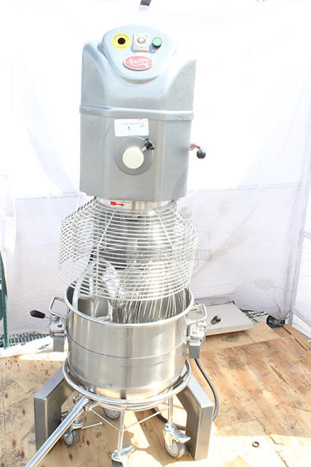BRAND NEW SCRATCH & DENT Avantco MX60H 60 Qt. Planetary Floor Mixer with Guard & Standard Accessories - 240V, 3 Phase, 2 1/2 hp. S/N: 04012924-177MX60H. - Image 8 of 12