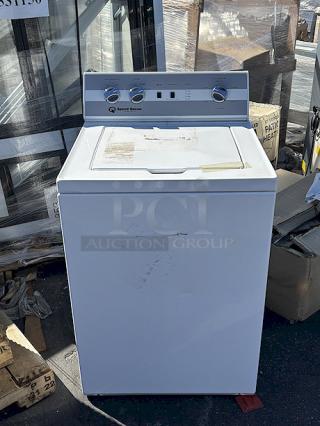 BRAND NEW SCRATCH & DENT! Speed Queen TC5003WN 3.2 cu. ft. 27" Top Load Washer with Classic Clean - Free Use. Serial No.: 2408050100