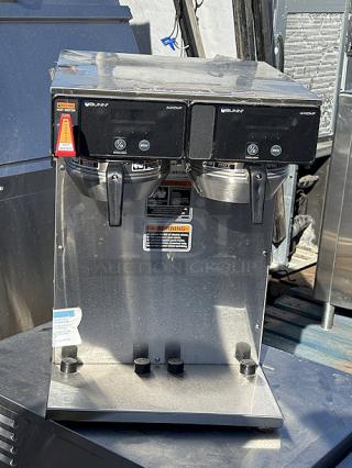 BRAND NEW SCRATCH & DENT! Bunn 38700.0013 Axiom APS Twin Airpot Coffee Brewer - S/N: AXAP052077. Top of unit is dented, missing power cord.  120/240 Volts	26 Amps	1 Phase	60 Hz	52.3 lb. SERIAL NUMBER
AXAP054902