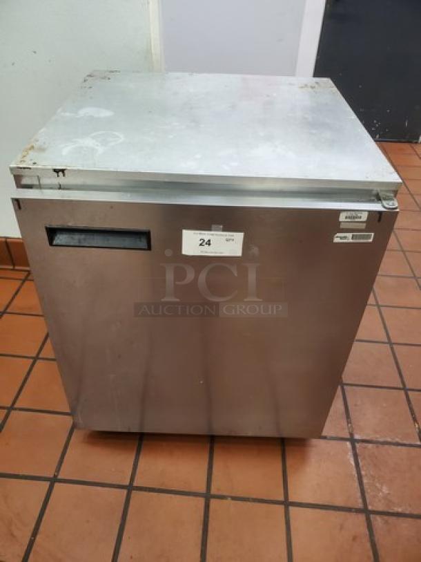 Delfield 406CA-DD1 Undercounter Refrigerator. 115 V, 60 Hz, 7A, Nice Condition. - Image 1 of 6