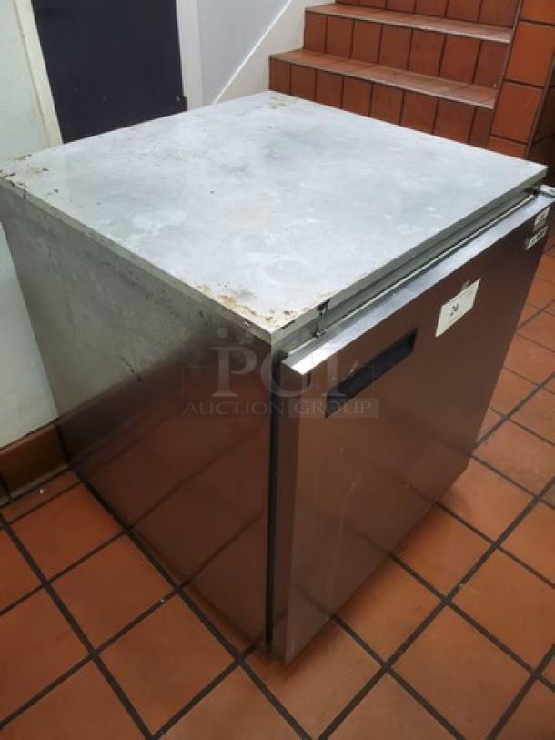 Delfield 406CA-DD1 Undercounter Refrigerator. 115 V, 60 Hz, 7A, Nice Condition. - Image 2 of 6