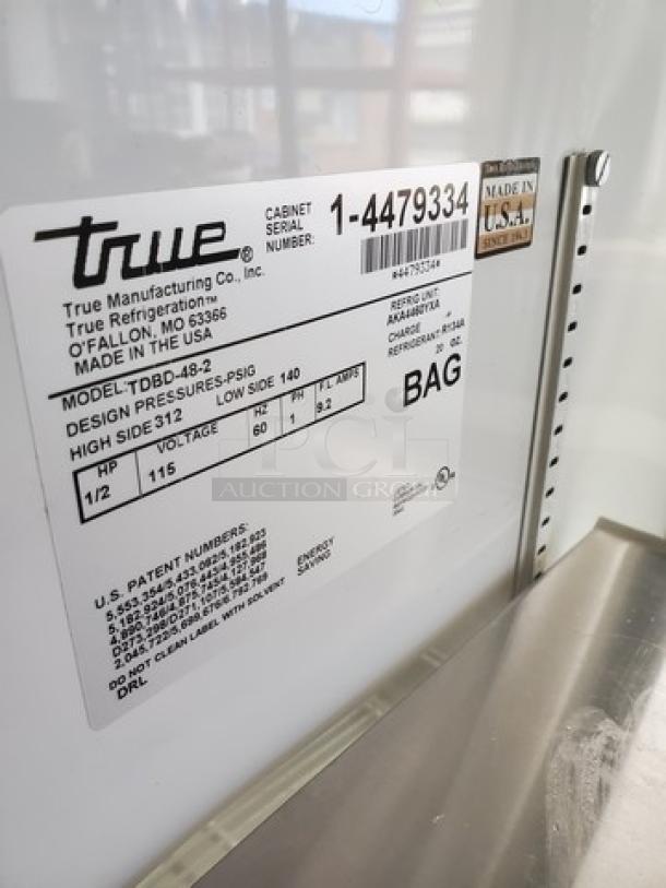 True TDBD-48-2, 48" Refrigerated Deli Display Case. 115 V, 60 Hz, 1 PH. Nice Condition. - Image 4 of 4