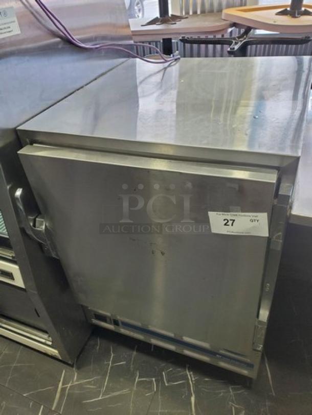 Follett REF 5 Undercounter Refrigerator. Nice Condition. - Image 1 of 5