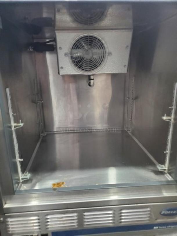 Follett REF 5 Undercounter Refrigerator. Nice Condition. - Image 4 of 5