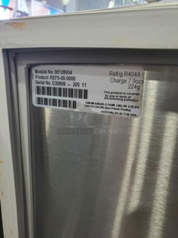 Follett REF 5 Undercounter Refrigerator. Nice Condition. - Image 5 of 5