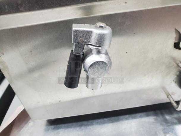 Gas Bain Marie model QRTC-2T. Gas Type - LPG (w/ Lower Pressure Valve). - Image 3 of 11