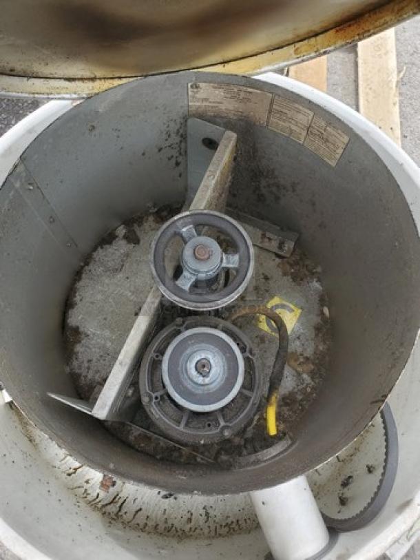 NCA14FA CaptiveAire -24.75″ Base- Upblast Belt Drive UL762 Listed Exhaust Fan. 3 PH, 1 HP, 208 VAC, 60 Hz, 3 Full Load Amps. - Image 5 of 5