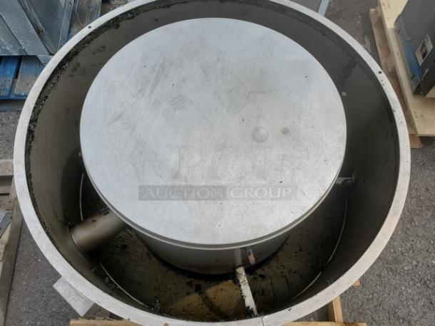 NCA18FA CaptiveAire -28″ Base- Upblast Belt Drive UL762 Listed Exhaust Fan. 3 PH, 1.5 HP, 208 VAC, 60 Hz, 4.7 Full Load Amps. - Image 4 of 5