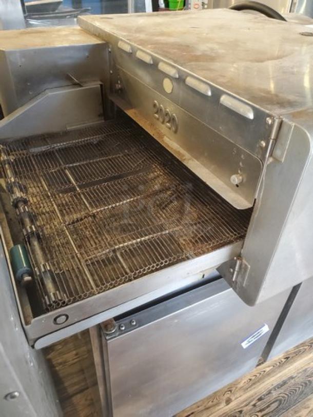 Turbochef High h Conveyor 2020 Electric Countertop Conveyor Oven. 208/240V, 3 PH, 50/60 Hz. - Image 3 of 7