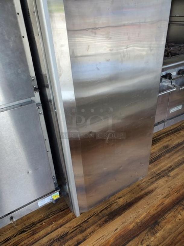 Hoshizaki model CF1A-FS Freezer, Single Section Upright, Full Stainless Door. 115V, 60 Hz, 1 PH. - Image 2 of 7