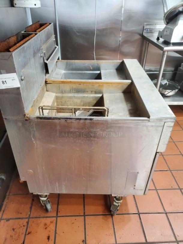 Pitco SSH60W Gas Fryer - (2) 60 lb Vats, Floor Model, Natural Gas. 115 V, 50/60 Hz, 9 A, 100000 BTU. - Image 5 of 10