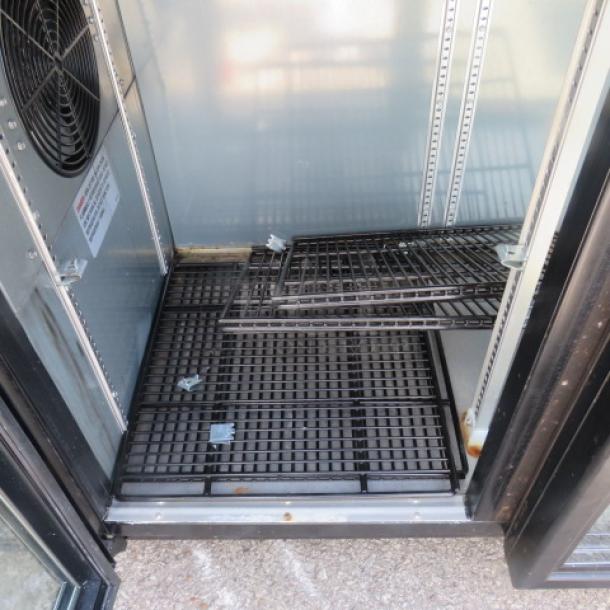 One WORKING True 2 Door Back Bar Cooler With 3 Racks And Keys. Model# TBB-24-48-g-hc-ld. 115 Volt. 49X24.5X39.5. $3798.05 - Image 3 of 4