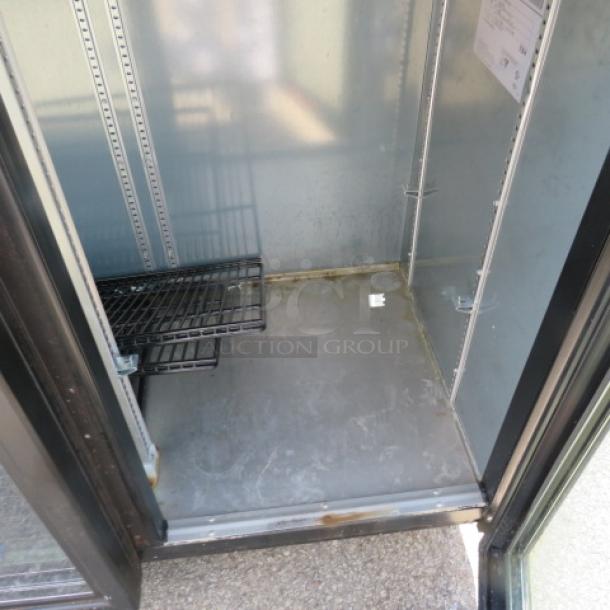 One WORKING True 2 Door Back Bar Cooler With 3 Racks And Keys. Model# TBB-24-48-g-hc-ld. 115 Volt. 49X24.5X39.5. $3798.05 - Image 4 of 4