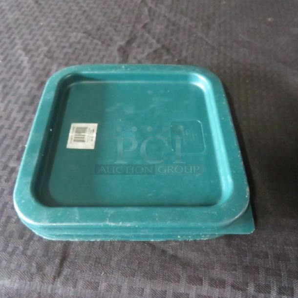 2/4 Quart Food Storage Lid. 2XBID - Image 1 of 1