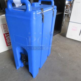 One Cambro Portable Beverage Dispenser. #500LCD.