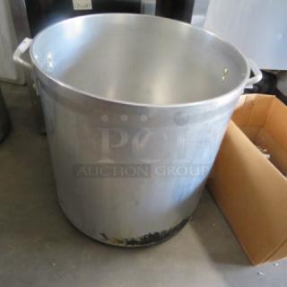 One XL Aluminum Stock Pot. 18X19